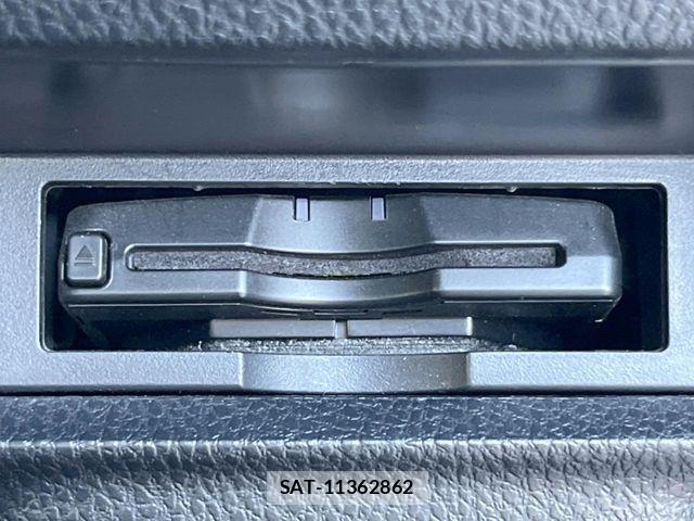 Toyota ESQUIRE 2015-06 7616428-5