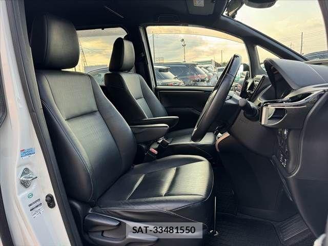 Toyota ESQUIRE 2017-04 7616429-15