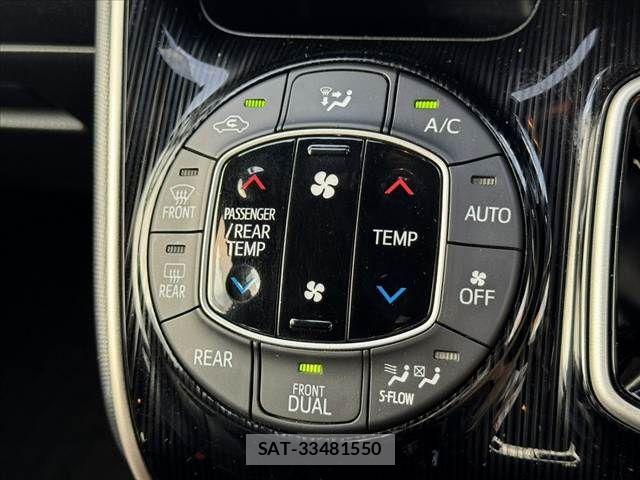 Toyota ESQUIRE 2017-04 7616429-3