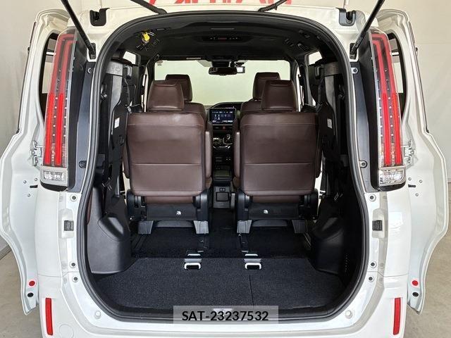 Toyota ESQUIRE 2018-03 7616424-10