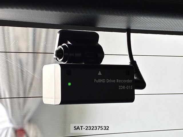 Toyota ESQUIRE 2018-03 7616424-12