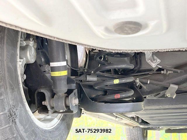 Toyota ESQUIRE 2020-09 7723105-19