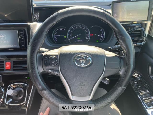 Toyota ESQUIRE 2014-12 7723112-17