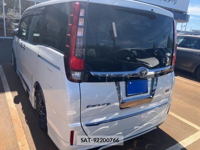 Toyota ESQUIRE 2014-12 7723112-6