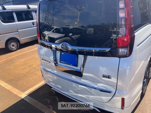 Toyota ESQUIRE 2014-12 7723112-7
