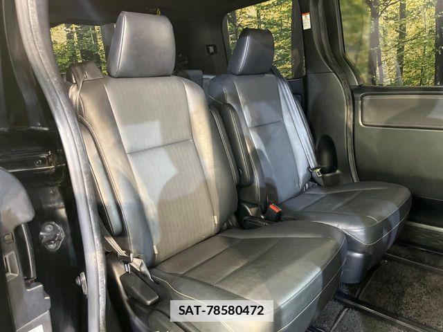 Toyota ESQUIRE 2016-08 7784701-9