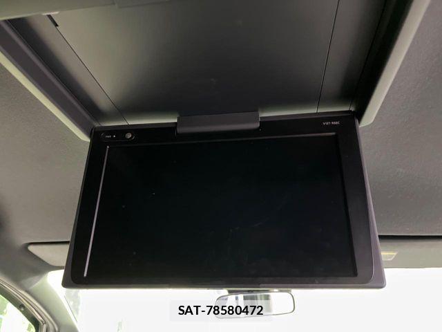 Toyota ESQUIRE 2016-08 7784701-7
