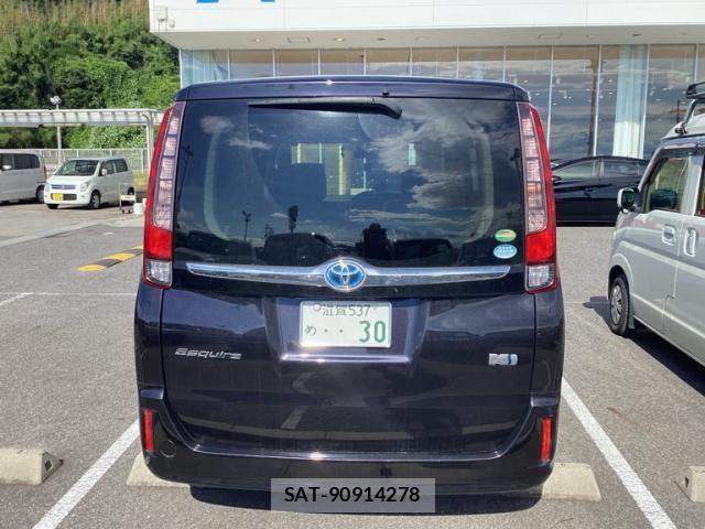 Toyota ESQUIRE 2015-01 7876333-3