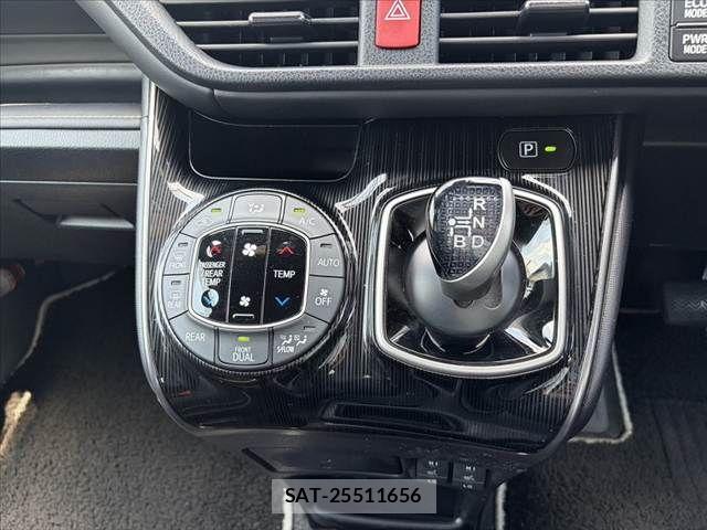 Toyota ESQUIRE 2019-07 7876330-22