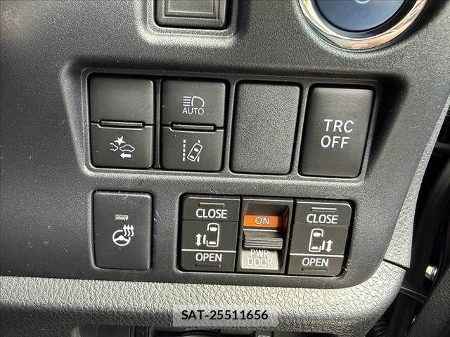 Toyota ESQUIRE 2019-07 7876330-26
