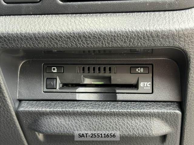 Toyota ESQUIRE 2019-07 7876330-6