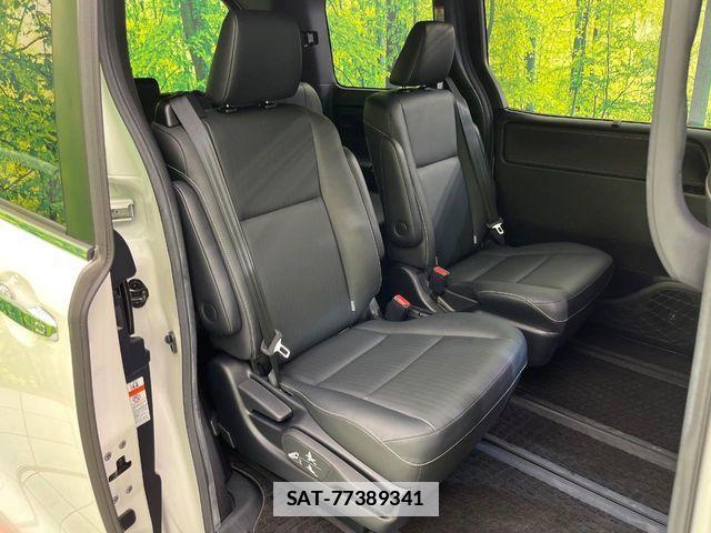 Toyota ESQUIRE 2016-04 7876329-8