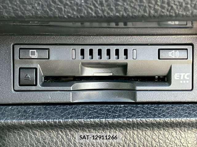 Toyota ESQUIRE 2019-03 7902576-7