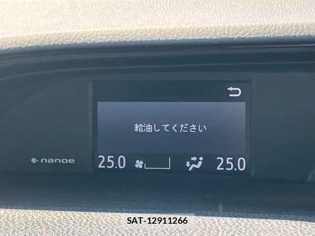 Toyota ESQUIRE 2019-03 7902576-8