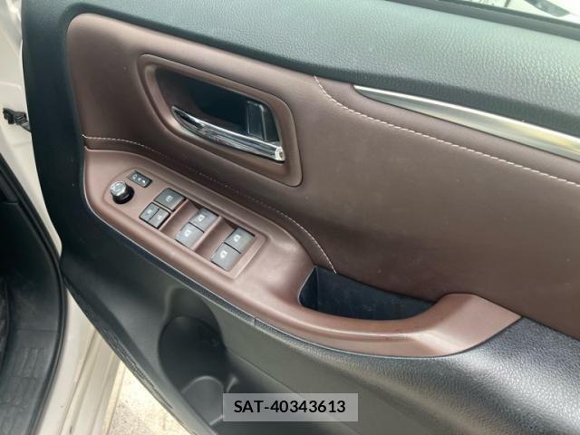 Toyota ESQUIRE 2015-04 7902577-12