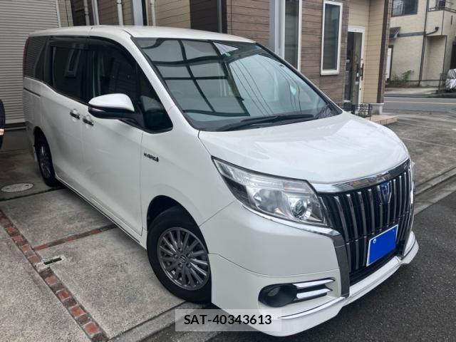 Toyota ESQUIRE 2015-04 7902577-1