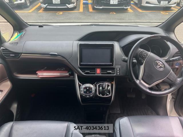 Toyota ESQUIRE 2015-04 7902577-21