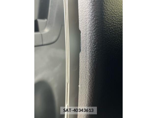 Toyota ESQUIRE 2015-04 7902577-27