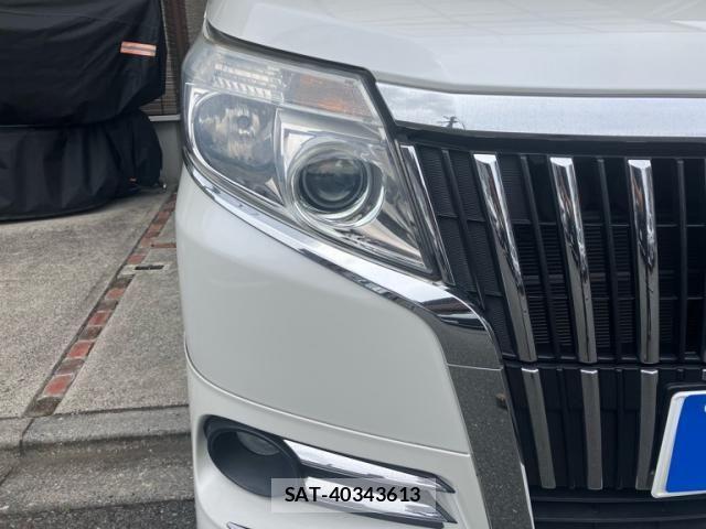 Toyota ESQUIRE 2015-04 7902577-4