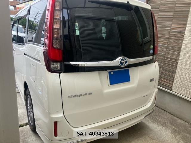 Toyota ESQUIRE 2015-04 7902577-7