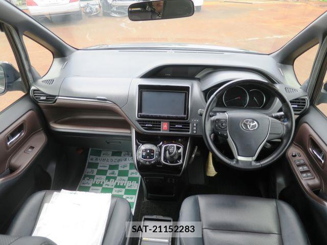 Toyota ESQUIRE 2015-05 7902581-13