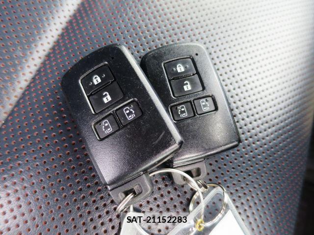 Toyota ESQUIRE 2015-05 7902581-21