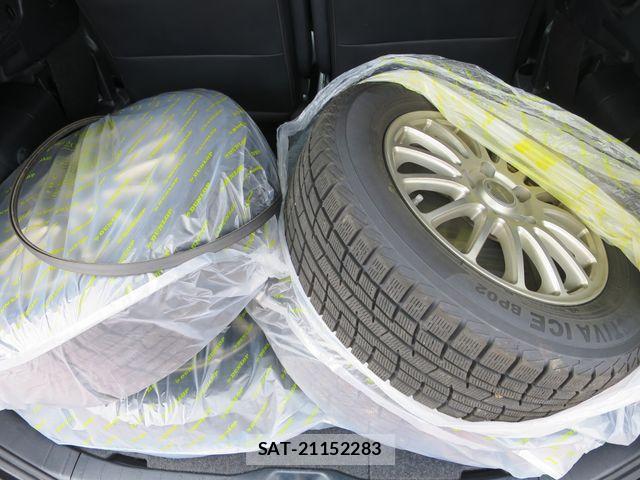 Toyota ESQUIRE 2015-05 7902581-25