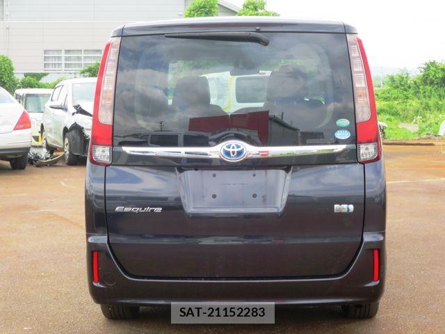 Toyota ESQUIRE 2015-05 7902581-3