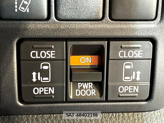 Toyota ESQUIRE 2018-07 7961522-3