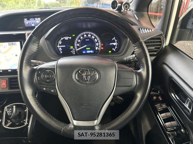 Toyota ESQUIRE 2020-10 7961521-22