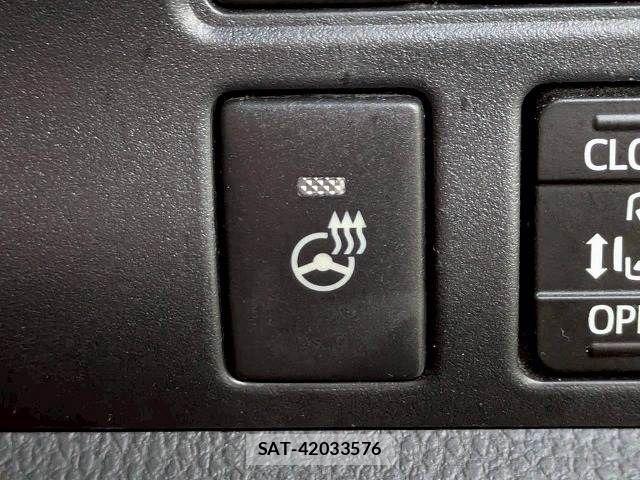 Toyota ESQUIRE 2019-11 7961527-9