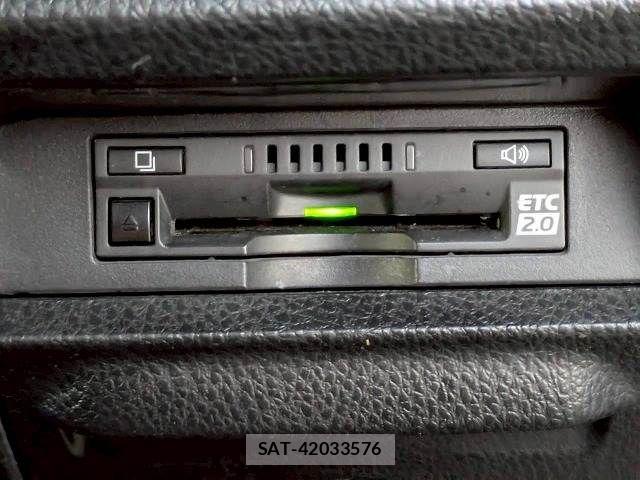 Toyota ESQUIRE 2019-11 7961527-10