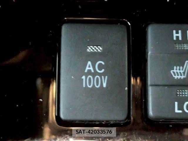 Toyota ESQUIRE 2019-11 7961527-5