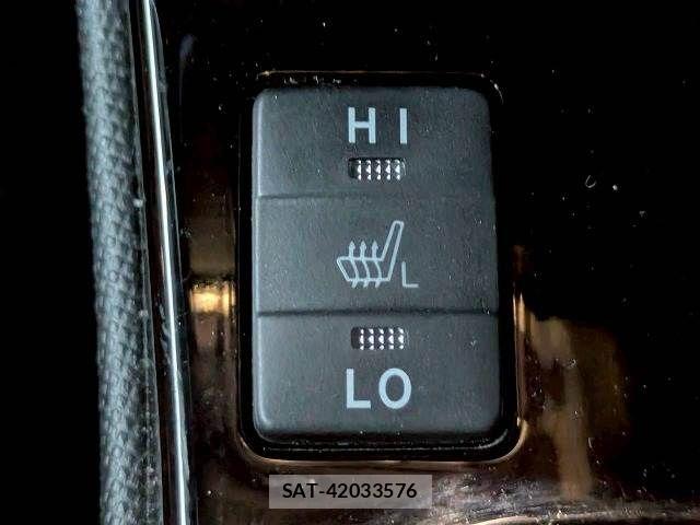 Toyota ESQUIRE 2019-11 7961527-8