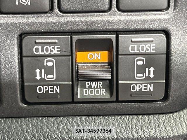 Toyota ESQUIRE 2018-07 7961528-4
