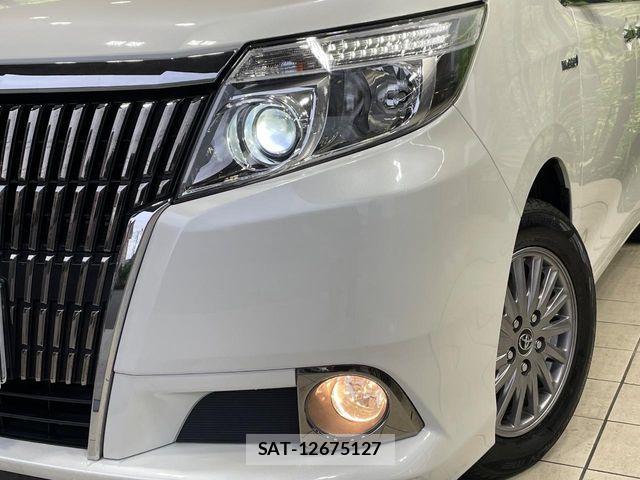 Toyota ESQUIRE 2014-12 7979159-12