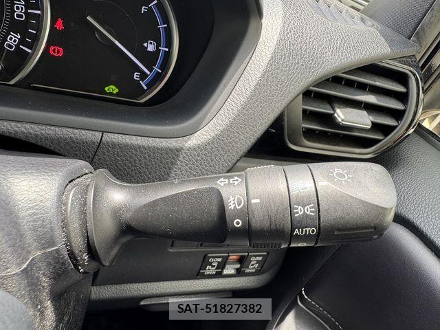 Toyota ESQUIRE 2015-12 7979163-18