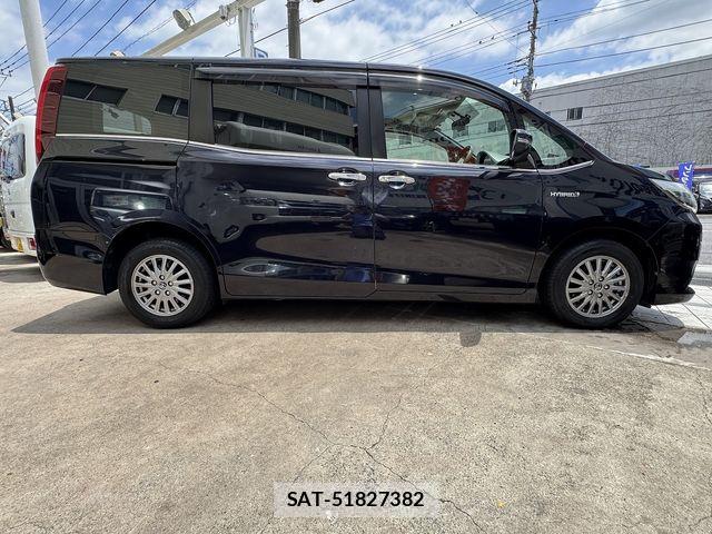 Toyota ESQUIRE 2015-12 7979163-5