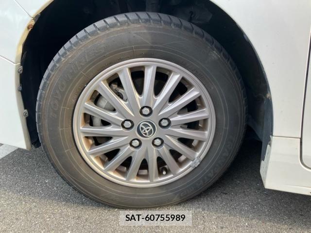 Toyota ESQUIRE 2014-12 8035418-9