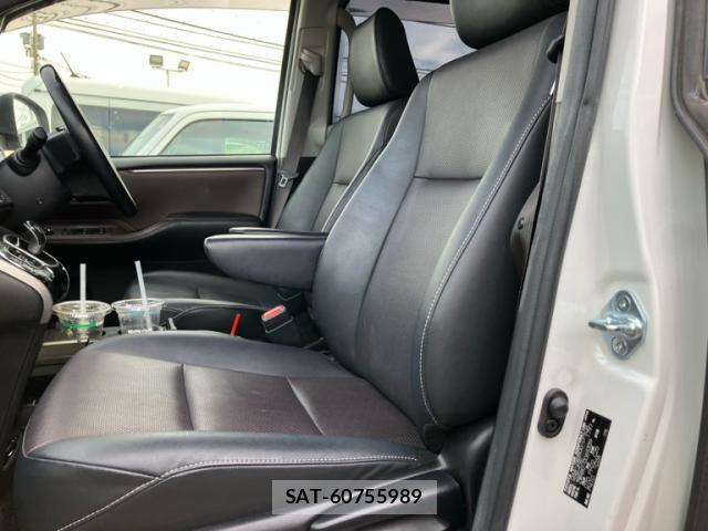 Toyota ESQUIRE 2014-12 8035418-11