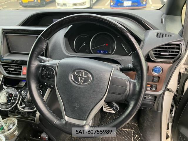 Toyota ESQUIRE 2014-12 8035418-16