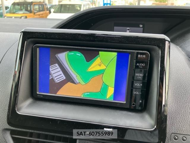 Toyota ESQUIRE 2014-12 8035418-19