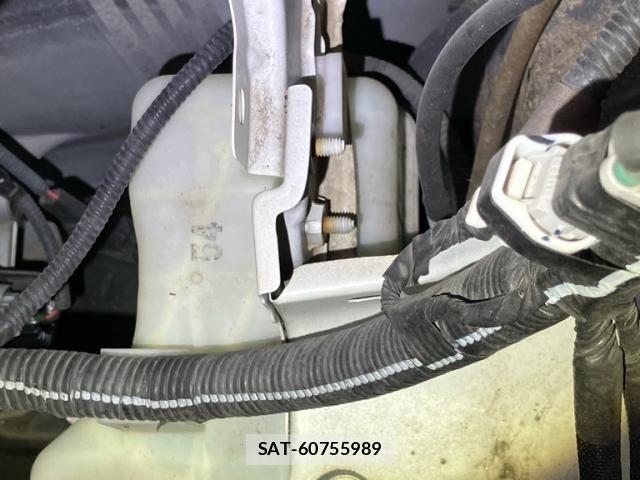 Toyota ESQUIRE 2014-12 8035418-25
