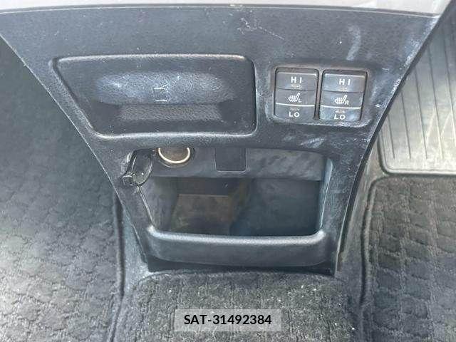Toyota ESQUIRE 2015-01 8035415-12