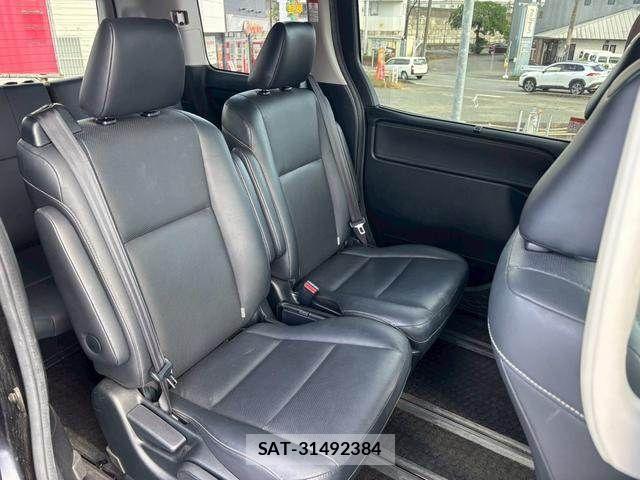 Toyota ESQUIRE 2015-01 8035415-15