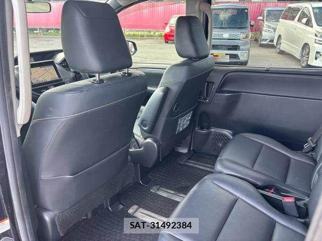Toyota ESQUIRE 2015-01 8035415-26