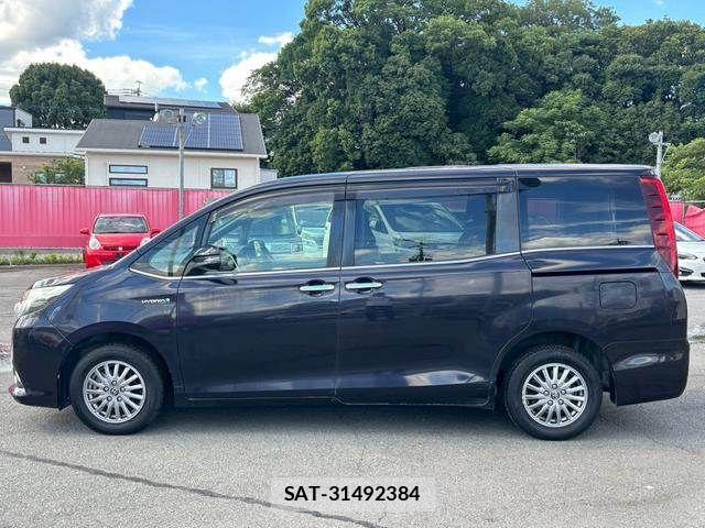 Toyota ESQUIRE 2015-01 8035415-3