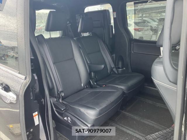 Toyota ESQUIRE 2016-05 8035416-16