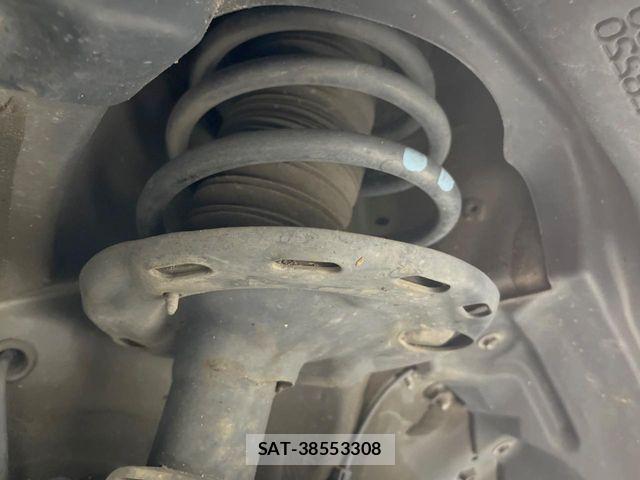 Toyota ESQUIRE 2015-07 8073685-19