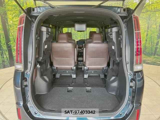 Toyota ESQUIRE 2017-07 8073683-10